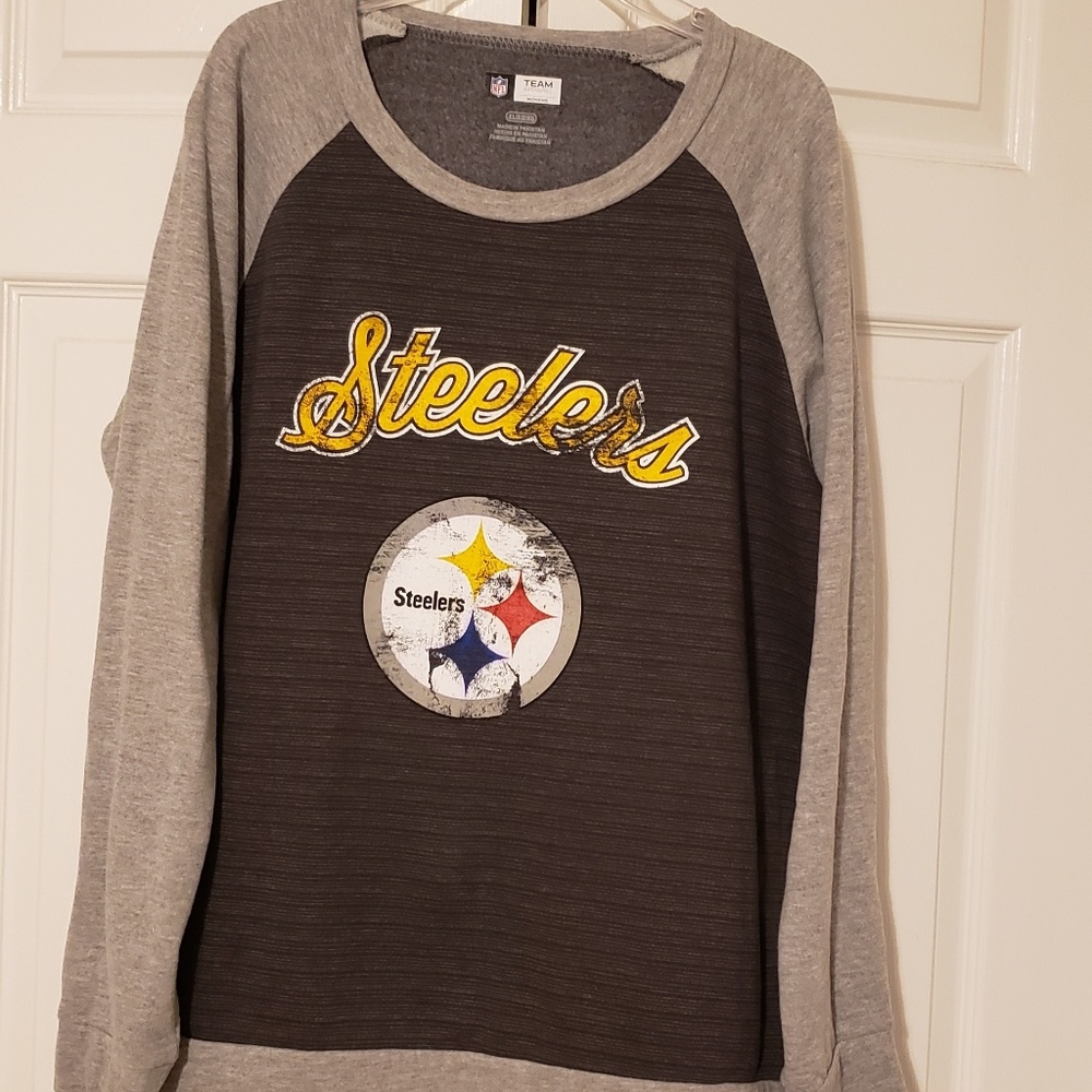 Women's Pittsburgh Steelers sweatshirt